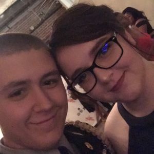 Meet your Posher, Hayley